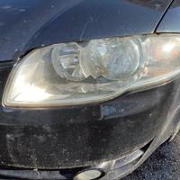 Proiettore sinistro AUDI A4 del 2006