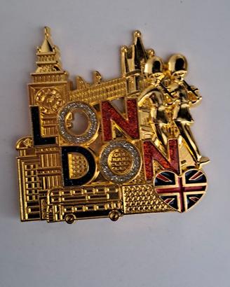 Calamita frigo Londra