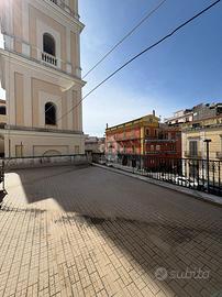 3 LOCALI A AFRAGOLA