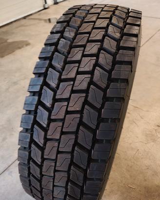 pneumatico hankook  tassellato semi nuovo