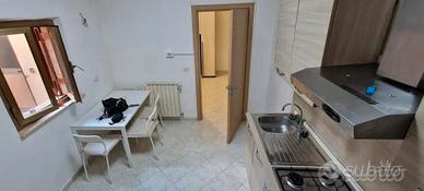 Centocelle bilocale euro 800