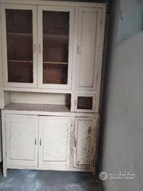 Mobile dispensa antica.  PREZZO TRATTABILE