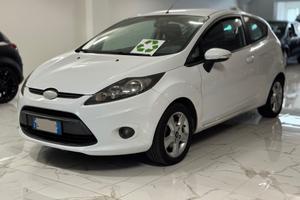 Ford Fiesta 1.2 neopatentati REGENERED CAR