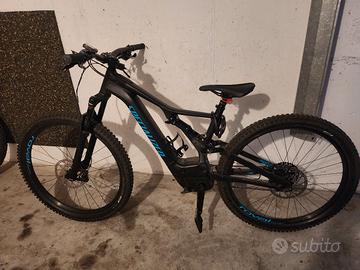 mountain bike Specialized pedalata assistita 