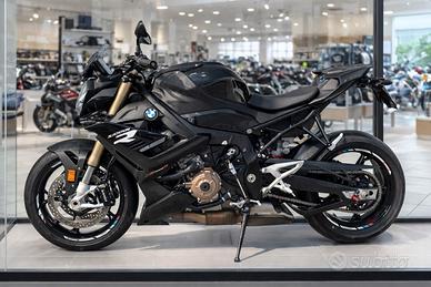 BMW S1000R Full Pack perfetta