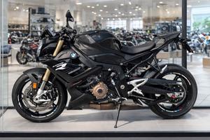 BMW S1000R Full Pack perfetta
