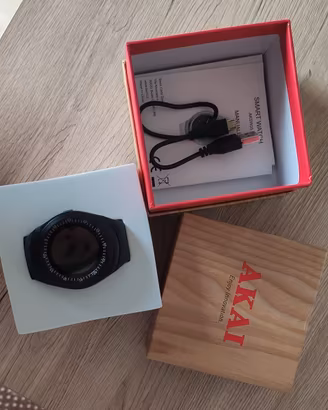 Orologio smartwatch Akai nuovo