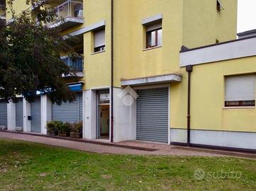 NEGOZIO A VERONA