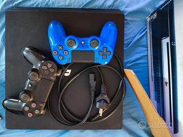 PlayStation 4 Pro 1TB + 2 Controller – 120 €