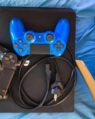 PlayStation 4 Pro 1TB + 2 Controller – 120 €