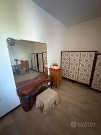 Specchiera antica in legno
