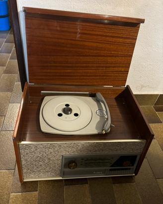 Giradischi più radio vintage serie Mac