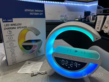 Lampada RGB Bluetooth con ricarica wireless