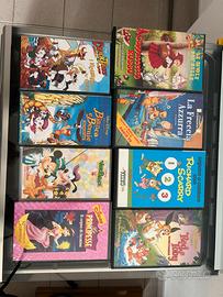 8 VIDEOCASSETTE PER TUTTE LE ETÀ