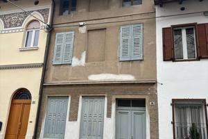 Casa accostata - Gorizia