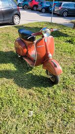 Piaggio Vespa TS 125 Kadmandu conservata