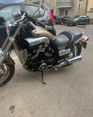 V-max 1200 Yamaha