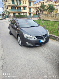 Opel Astra j