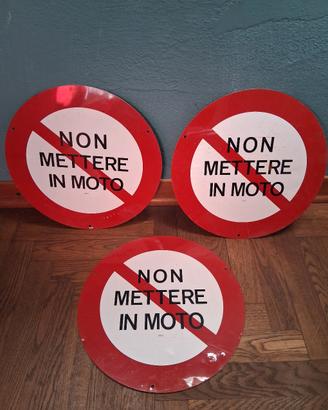 Cartello non mettere in moto 