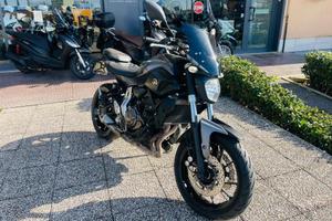 YAMAHA MT-07 TUTTO INCLUSO ANCHE PASSAGGIO!