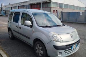 renault kangoo benzina