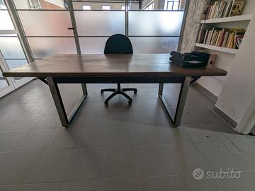 Scrivania marca Tecno - designer Osvaldo Borsani