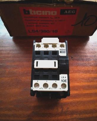 Bticino AEG Contattore Teleruttore Tripolare 20A