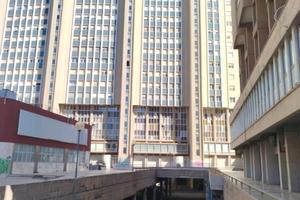 Box 45 mq Piazzale Bestat