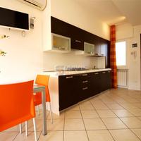 ESTATE 2026 - 2 CAMERE SU CONDOMINIO FRONTE MARE -