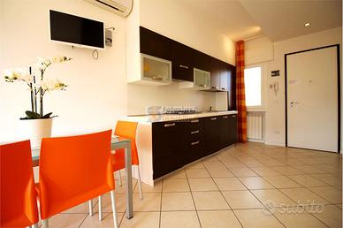 2 CAMERE SU CONDOMINIO FRONTE MARE - JESOLO LIDO