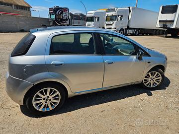 Fiat grande 1.3 mjt