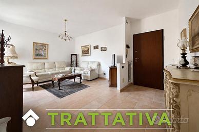 4 LOCALI A ARCOLA