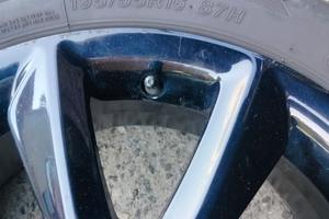 Gomme Ford cerchi in lega da 16 con sensori ruota
