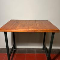 Tavolino metallo e legno rustico