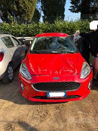 FORD FIESTA GPL 1.1  DEL 2021 INCIDENTATA