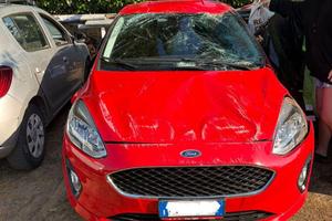 FORD FIESTA GPL 1.1  DEL 2021 INCIDENTATA