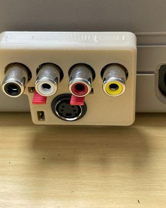 Adattatore Audio/Video per Commodore 64