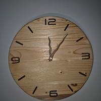 orologio da parete in legno