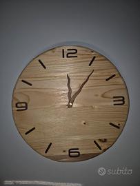 orologio da parete in legno