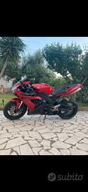 Yamaha r1