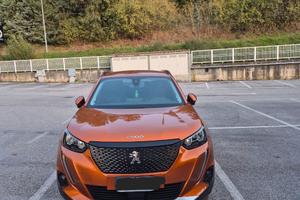 peugeot 2008 benzina 2020