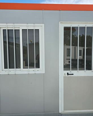 Box Prefabbricato Coibentato Monoblocco 3 x 2,4 m.