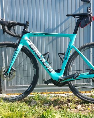 Bianchi aria e-road