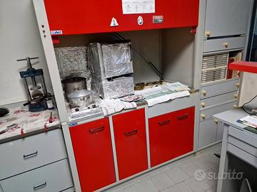 Attrezzature laboratorio odontotecnico completo