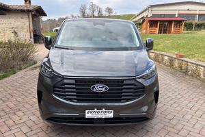 Ford Transit Custom doppia cabina 6 Posti titanum 