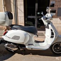 Piaggio Vespa 125 GTS Super 2023