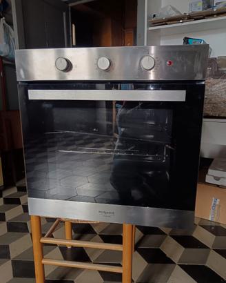 Forno da incasso Hotpoint Ariston pari al nuovo