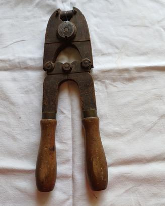 pinza per sigilli in piombo 