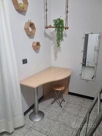 scrivania angolare salvaspazio legno  chiaro