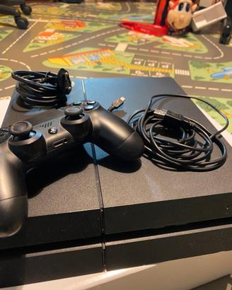 Playstation 4 (1 TB) + videogiochi